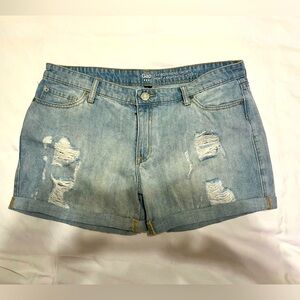 Gap denim “Sexy Boyfriend Short”